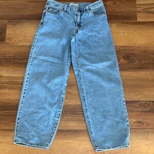 ❌SOLD ❌Levi’s Baggy Dad Jeans women’s size 27